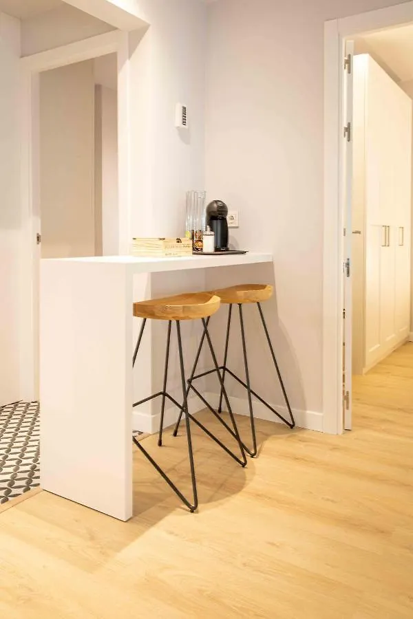 Barcelona Touch Apartments - Campalans L'Hospitalet de Llobregat 0*,