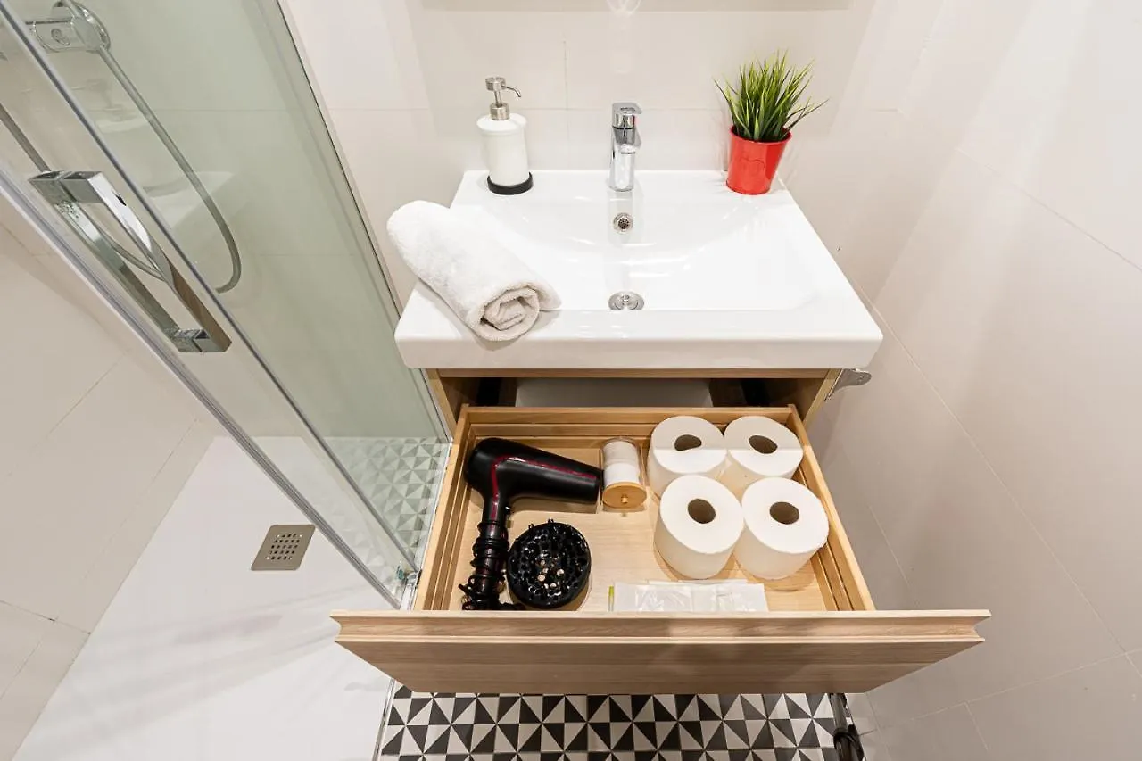 Barcelona Touch Apartments - Campalans L'Hospitalet de Llobregat 0*,